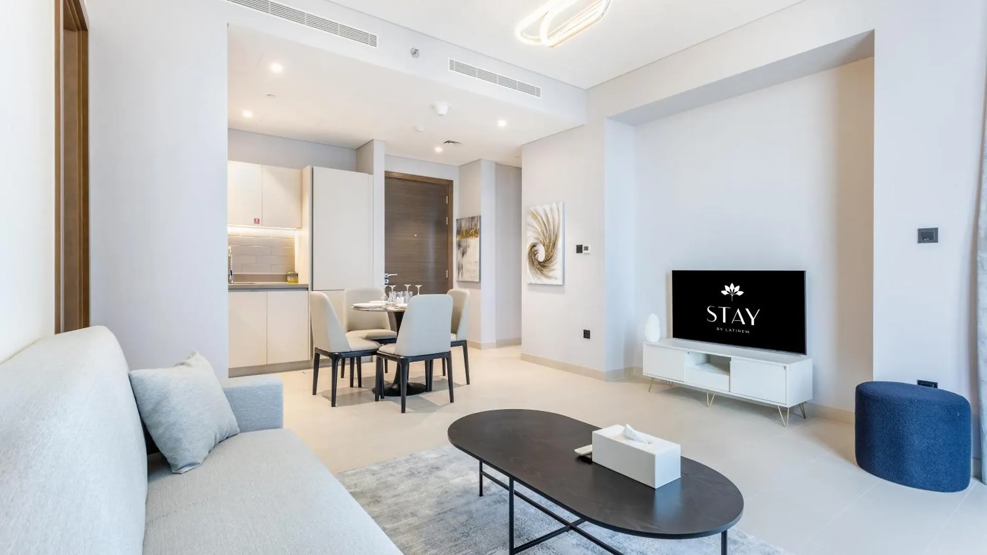 Stay By Latinem Luxury 2Br Holiday Home Cv A2813 Near Downtown Dubai