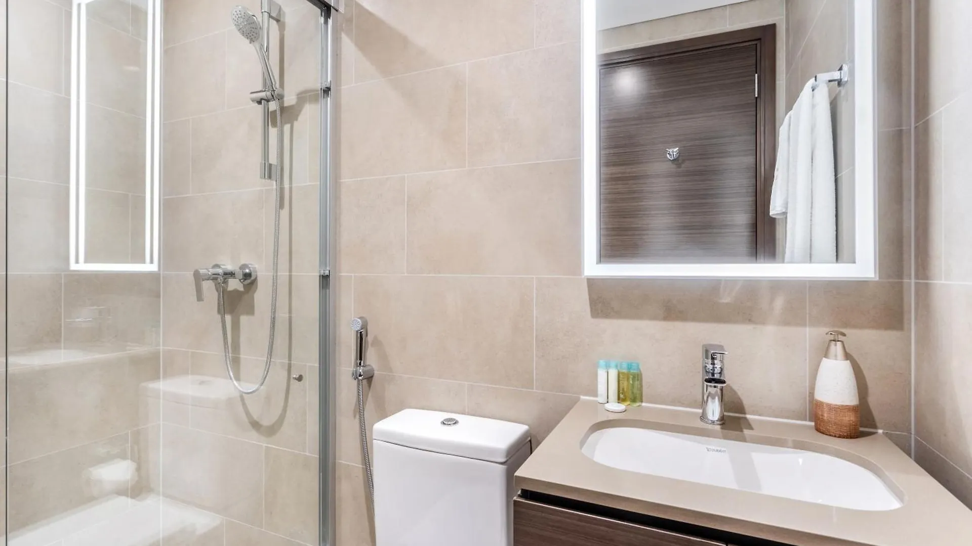 Stay By Latinem Luxury 2Br Holiday Home Cv A2813 Near Downtown Dubai