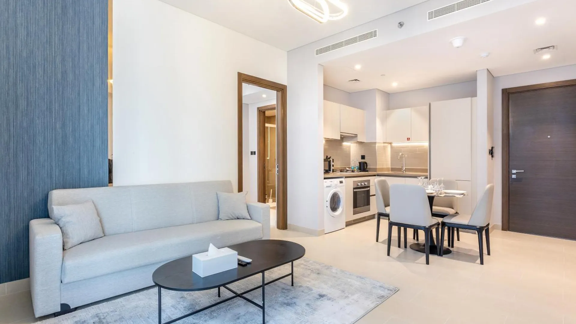 Stay By Latinem Luxury 2Br Holiday Home Cv A2813 Near Downtown Dubai Apartment